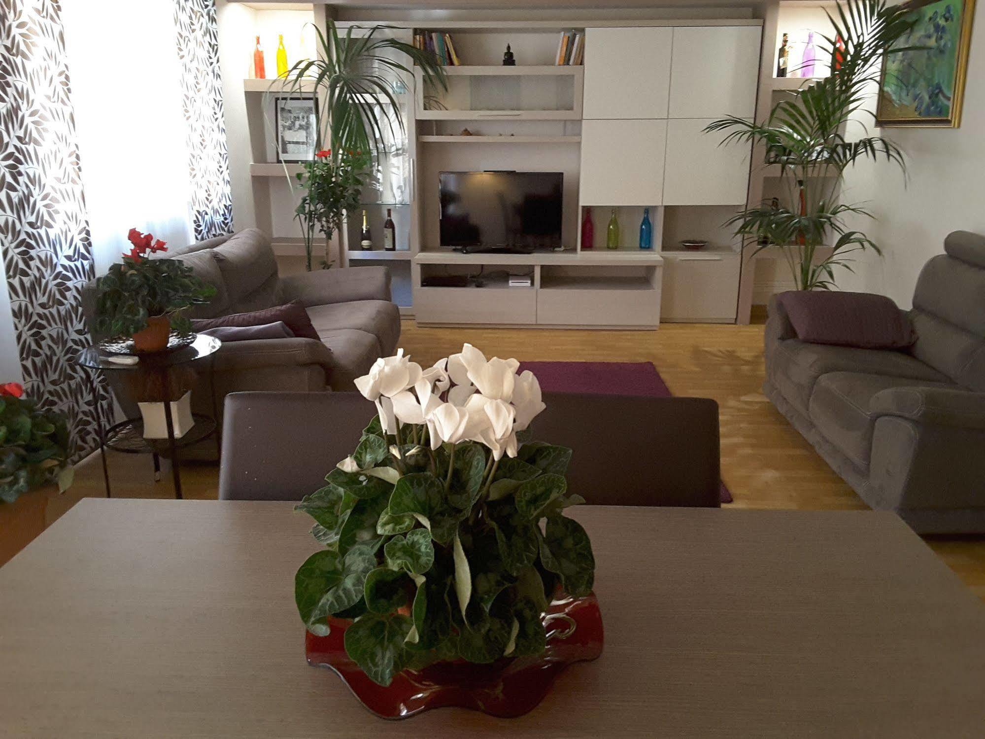 Prestige B&B Катания Екстериор снимка